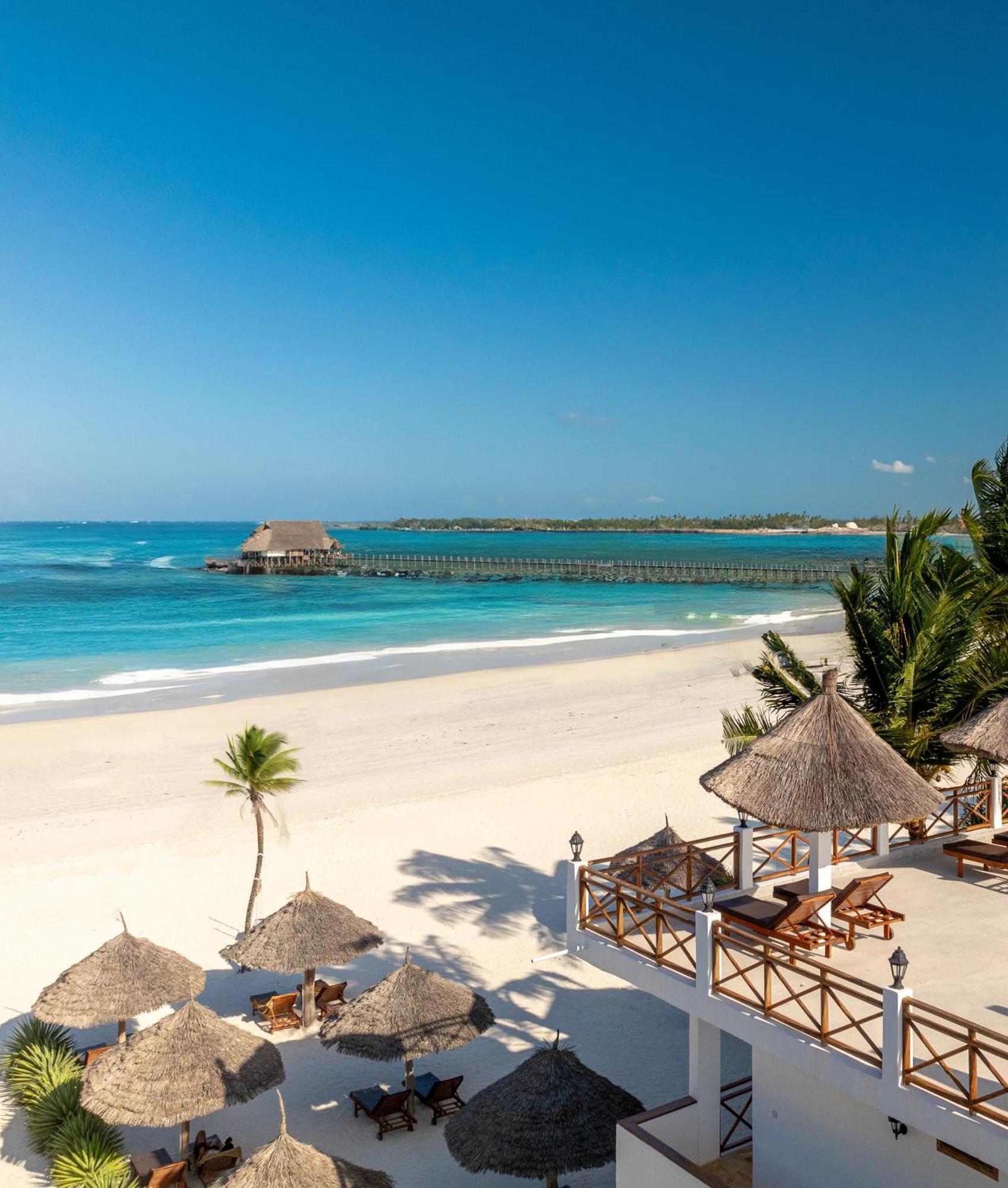 Karibu Beach Resort Pongwe Exterior foto